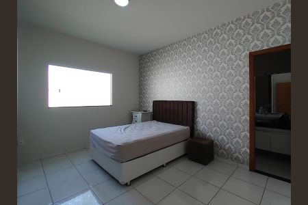 Casa para alugar com 190m², 4 quartos e 4 vagas