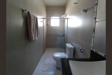Casa para alugar com 190m², 4 quartos e 4 vagas