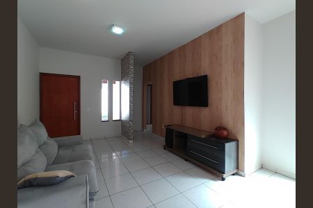 Sala de casa para alugar com 4 quartos, 190m² em Alto Umuarama, Uberlândia