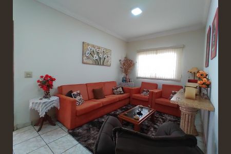 Sala de casa para alugar com 6 quartos, 200m² em Cidade Jardim, Uberlândia