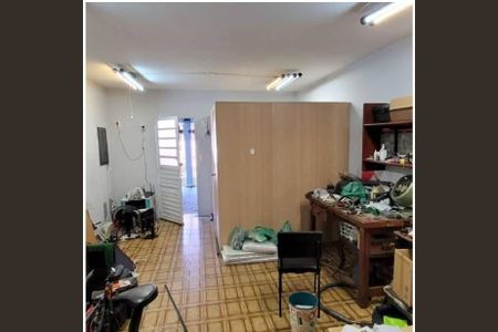 Casa à venda com 4 quartos, 229m² em Parque Ipe, São Paulo