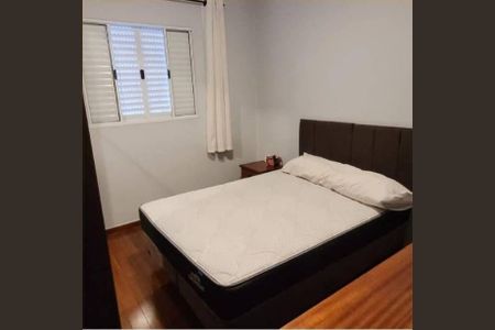 Casa à venda com 4 quartos, 229m² em Parque Ipe, São Paulo