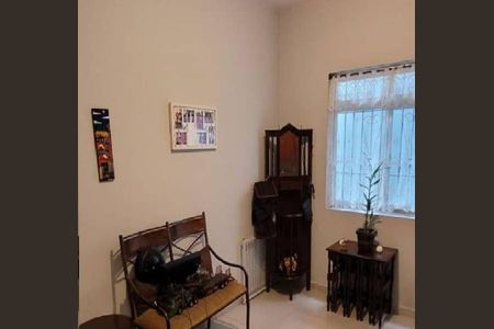 Casa à venda com 4 quartos, 229m² em Parque Ipe, São Paulo
