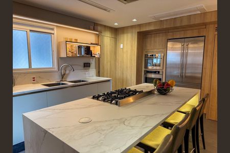 Apartamento à venda com 171m², 3 quartos e sem vaga