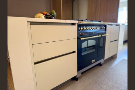 Apartamento à venda com 171m², 3 quartos e sem vaga