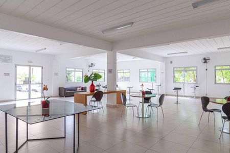 Apartamento à venda com 3 quartos, 68m² em Jardim Luísa, São Paulo
