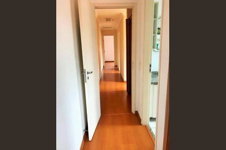 Casa à venda com 3 quartos, 124m² em Parque Ipe, São Paulo