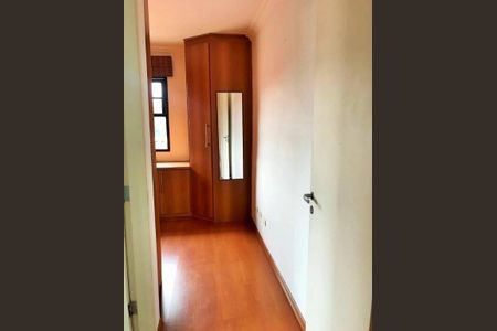 Casa à venda com 3 quartos, 124m² em Parque Ipe, São Paulo