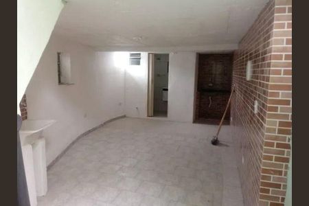 Casa à venda com 3 quartos, 270m² em Vila Francos, São Paulo