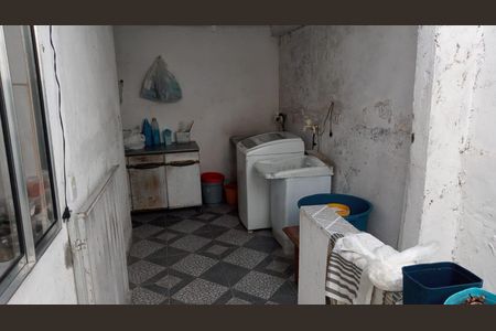Casa à venda com 82m², 3 quartos e sem vaga