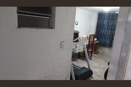 Casa à venda com 82m², 3 quartos e sem vaga
