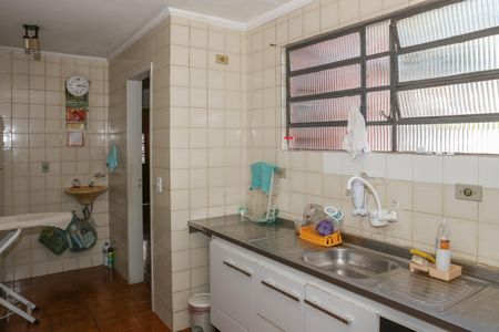 Casa à venda com 110m², 3 quartos e sem vaga Casa à venda com 110m², 3 quartos e sem vagaCozinha
