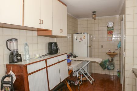 Casa à venda com 110m², 3 quartos e sem vaga Casa à venda com 110m², 3 quartos e sem vagaCozinha
