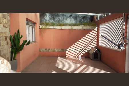 Casa à venda com 300m², 3 quartos e 2 vagas