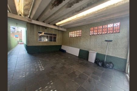 Casa à venda com 257m², 3 quartos e 2 vagas