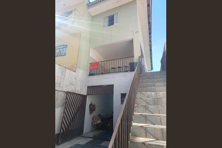 Casa à venda com 257m², 3 quartos e 2 vagas
