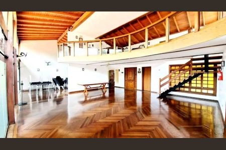 Casa à venda com 4 quartos, 142m² em Horto Florestal, São Paulo