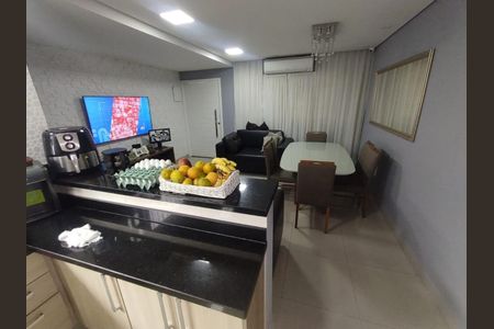 Casa à venda com 2 quartos, 140m² em Jardim Mangalot, São Paulo
