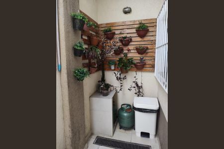 Casa à venda com 140m², 2 quartos e 2 vagas