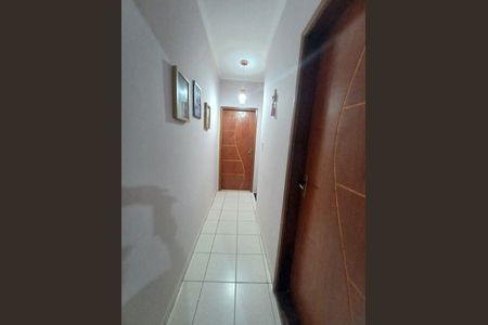 Casa à venda com 107m², 2 quartos e 1 vaga