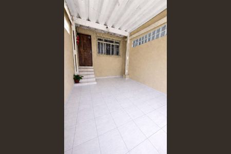 Casa à venda com 107m², 2 quartos e 1 vaga