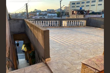 Casa à venda com 280m², 2 quartos e 1 vaga