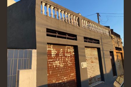 Casa à venda com 280m², 2 quartos e 1 vaga