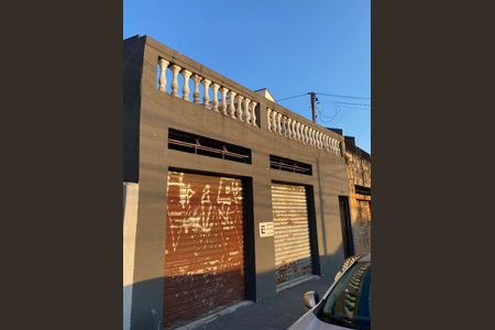 Casa à venda com 280m², 2 quartos e 1 vaga