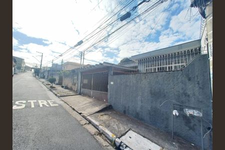 Casa à venda com 195m², 3 quartos e 3 vagas