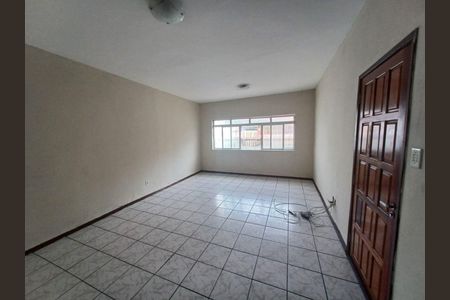 Casa à venda com 195m², 3 quartos e 3 vagas