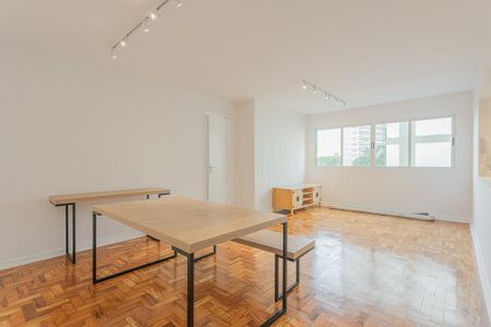 Apartamento para alugar com 75m², 2 quartos e 1 vaga Apartamento para alugar com 75m², 2 quartos e 1 vagaSala