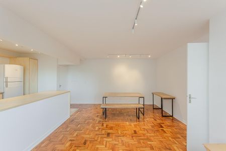 Apartamento para alugar com 75m², 2 quartos e 1 vaga Apartamento para alugar com 75m², 2 quartos e 1 vagaSala