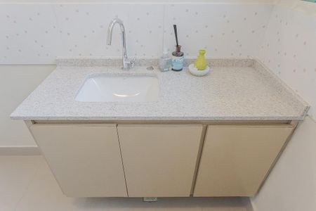 Apartamento para alugar com 75m², 2 quartos e 1 vaga Apartamento para alugar com 75m², 2 quartos e 1 vagaBanheiro