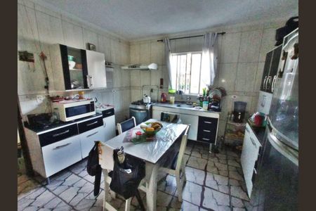 Casa à venda com 2 quartos, 100m² em Jardim Guarani, São Paulo