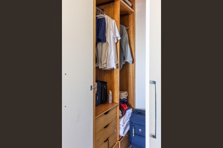Apartamento à venda com 65m², 2 quartos e 1 vaga Apartamento à venda com 65m², 2 quartos e 1 vagaQuarto 2 - Closet