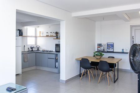Apartamento à venda com 65m², 2 quartos e 1 vaga Apartamento à venda com 65m², 2 quartos e 1 vagaSala