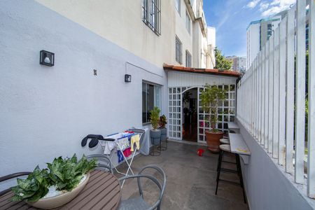 Apartamento para alugar com 190m², 4 quartos e 1 vaga Apartamento para alugar com 190m², 4 quartos e 1 vagaAREA PRIVATIVA