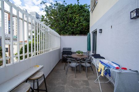 Apartamento para alugar com 190m², 4 quartos e 1 vaga Apartamento para alugar com 190m², 4 quartos e 1 vagaAREA PRIVATIVA