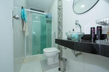 Apartamento para alugar com 190m², 4 quartos e 1 vaga Apartamento para alugar com 190m², 4 quartos e 1 vagaBANHEIRO2