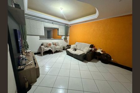 Casa à venda com 3 quartos, 206m² em Parque Nações Unidas, São Paulo