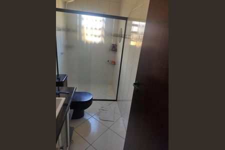 Casa à venda com 206m², 3 quartos e 3 vagas