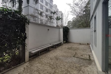 Apartamento à venda com 67m², 2 quartos e 1 vaga Apartamento à venda com 67m², 2 quartos e 1 vagaÁrea Externa do Salão de Festas