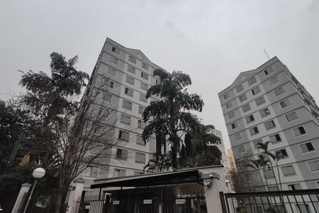 Apartamento à venda com 67m², 2 quartos e 1 vaga Apartamento à venda com 67m², 2 quartos e 1 vagaFachada