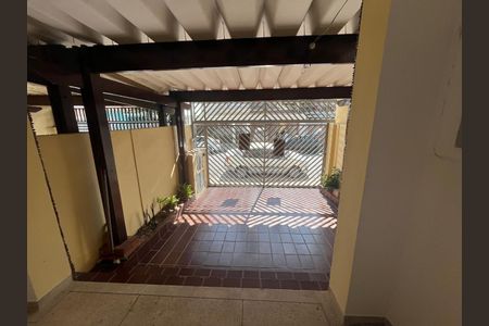 Casa à venda com 172m², 2 quartos e 2 vagas