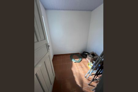 Casa à venda com 172m², 2 quartos e 2 vagas