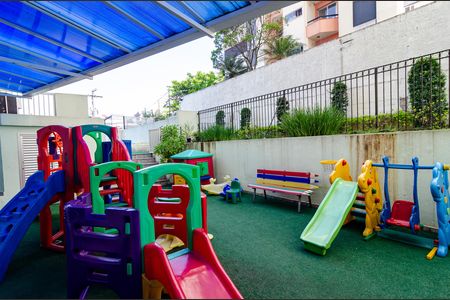 Apartamento para alugar com 134m², 3 quartos e 2 vagas Apartamento para alugar com 134m², 3 quartos e 2 vagasPlayground