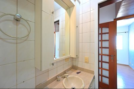 Apartamento para alugar com 134m², 3 quartos e 2 vagasBanheiro Social