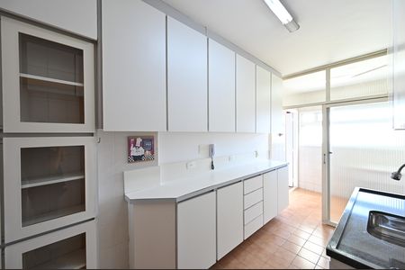 Apartamento para alugar com 134m², 3 quartos e 2 vagasCozinha
