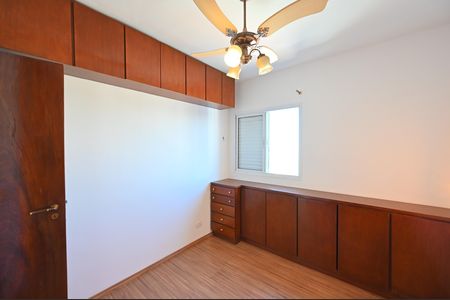 Apartamento para alugar com 134m², 3 quartos e 2 vagasQuarto 1