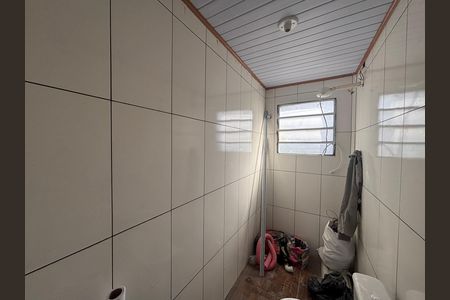 Banheiro de casa para alugar com 1 quarto, 55m² em Parque Cisper, São Paulo
